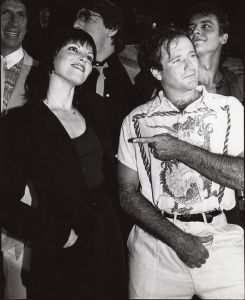 Pat Benatar with Robin Williams 1982, NYC, cliff.jpg